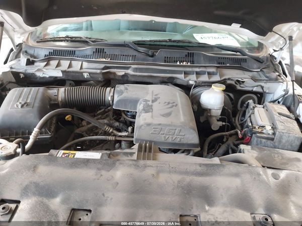 2019 RAM 1500 CLASSIC TRADESMAN  4X4 8' BOX