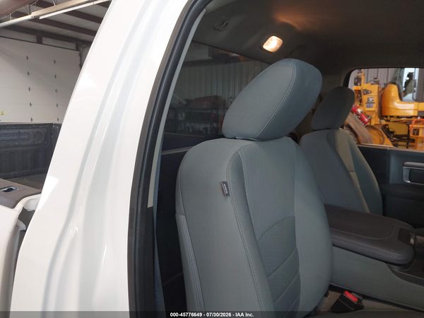 2019 RAM 1500 CLASSIC TRADESMAN  4X4 8' BOX