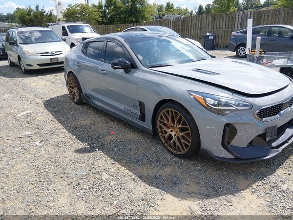 2022 KIA STINGER GT2