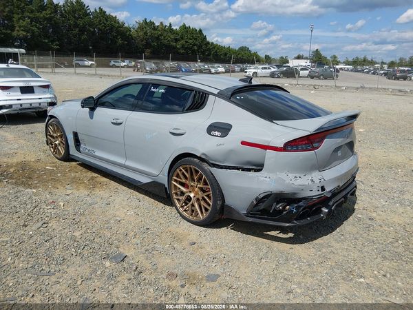 2022 KIA STINGER GT2