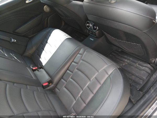 2022 KIA STINGER GT2