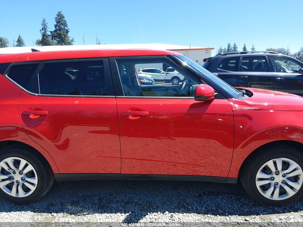 2022 KIA SOUL LX