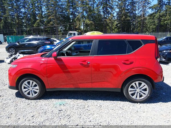 2022 KIA SOUL