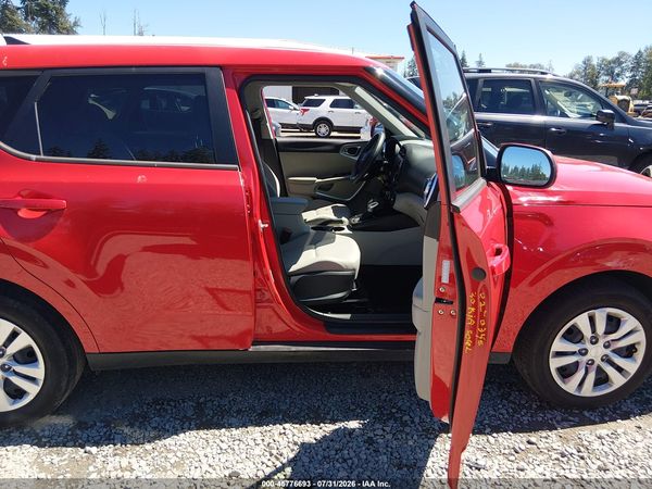 2022 KIA SOUL LX