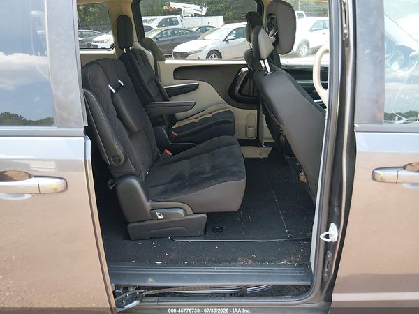 2018 DODGE GRAND CARAVAN SE — I8