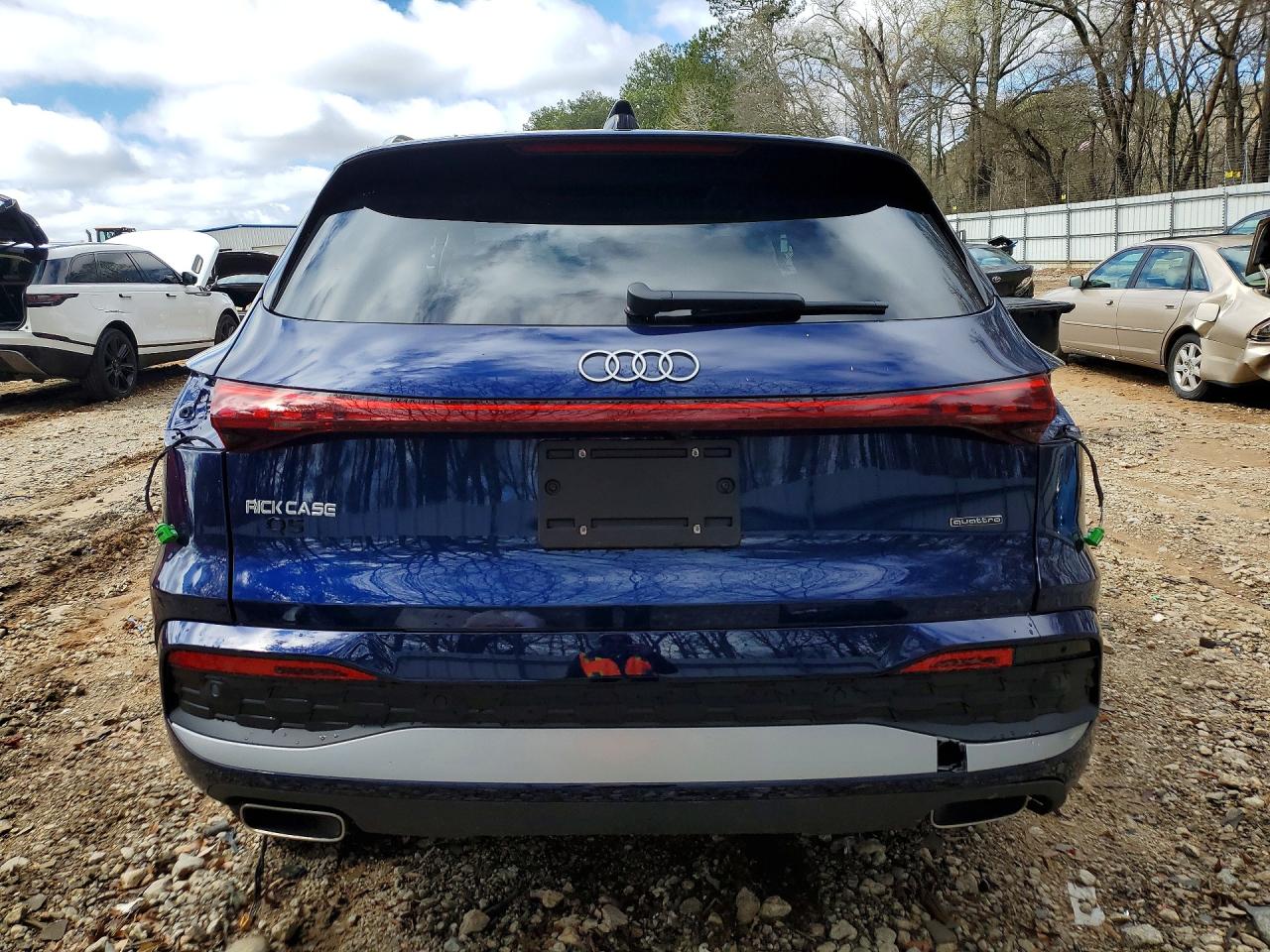 2025 AUDI Q5 quattro Premium