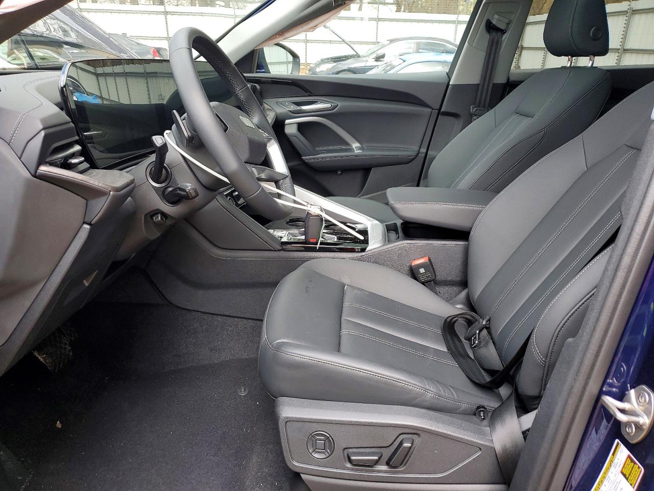 2025 AUDI Q5 quattro Premium