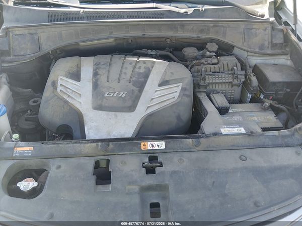 2017 HYUNDAI SANTA FE SE