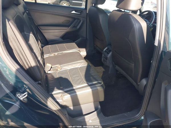 2018 VOLKSWAGEN TIGUAN 2.0T SEL PREMIUM — I8