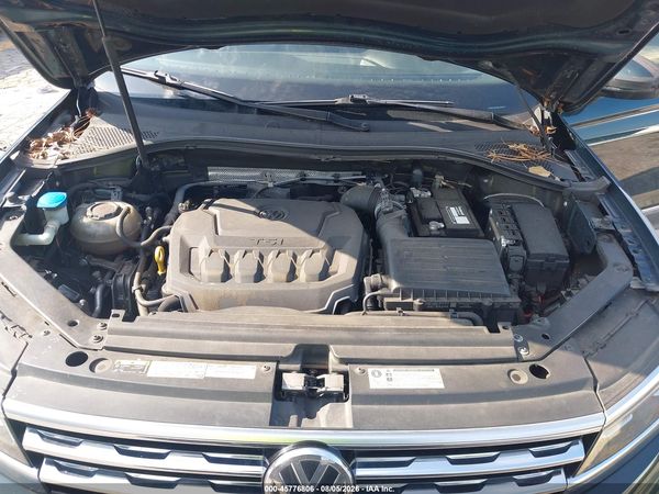 2018 VOLKSWAGEN TIGUAN 2.0T SEL PREMIUM — I10