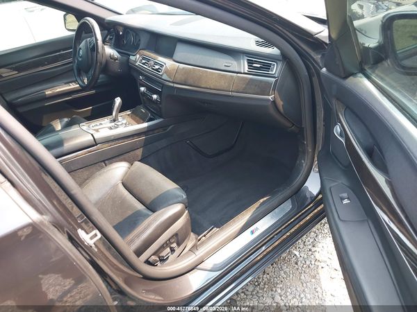 2012 BMW 750I 750i/Alpina B7