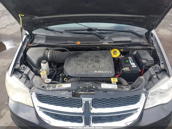 2017 DODGE GRAND CARAVAN SXT — I10