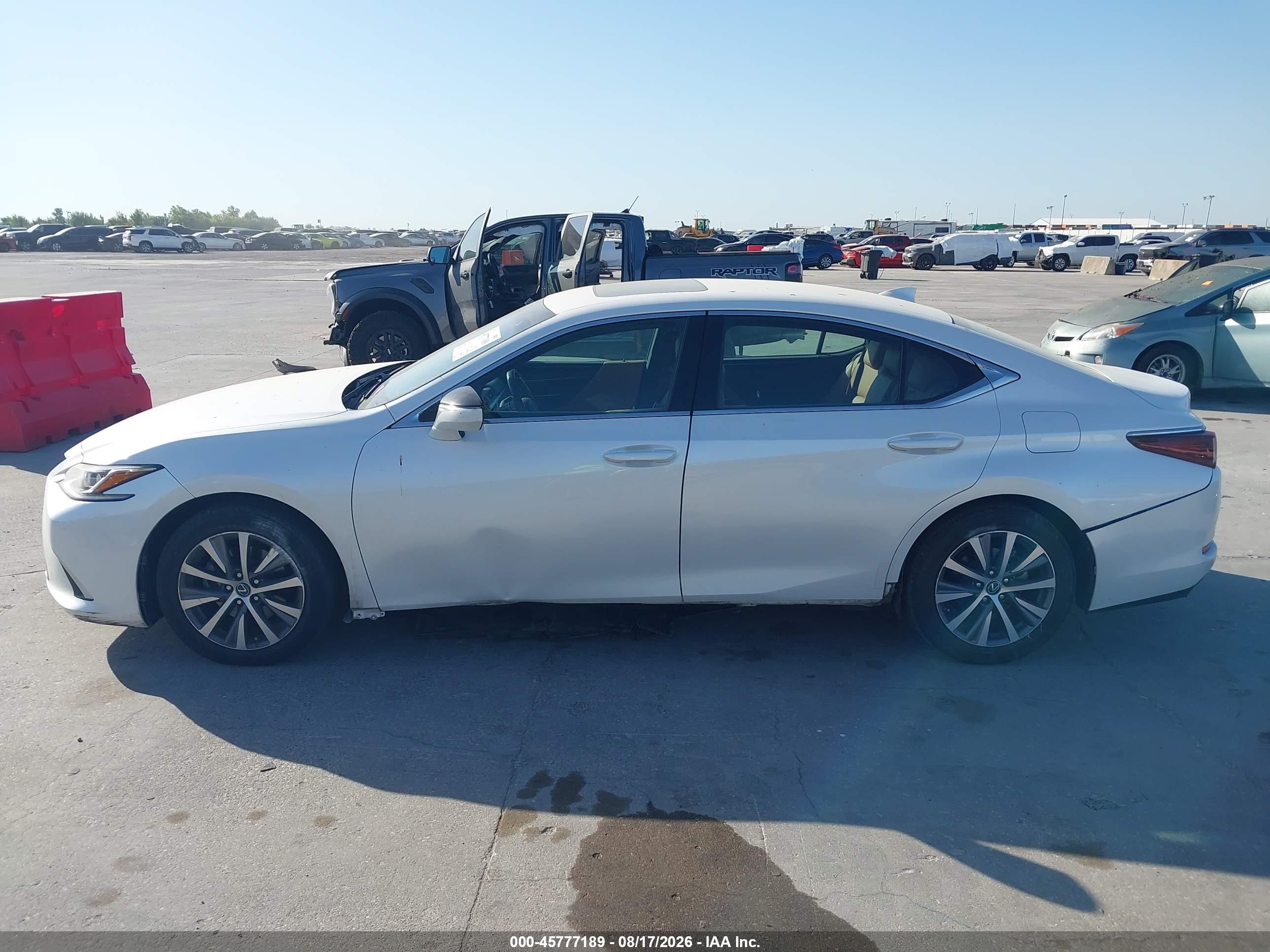 2019 LEXUS ES 350
