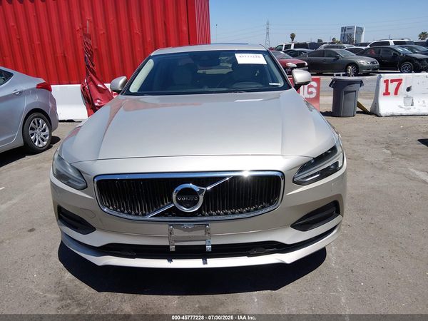 2017 VOLVO S90 T6 MOMENTUM