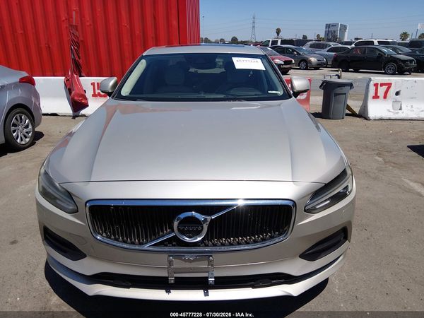 2017 VOLVO S90 T6 MOMENTUM