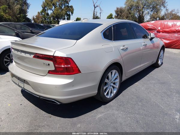 2017 VOLVO S90 T6 MOMENTUM