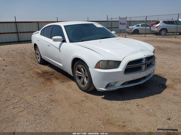2013 DODGE CHARGER SXT