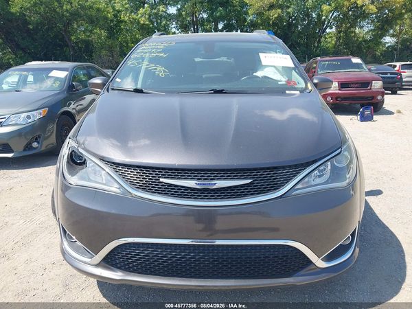 2019 CHRYSLER PACIFICA TOURING L