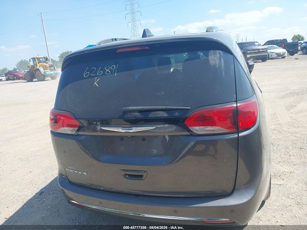 2019 CHRYSLER PACIFICA TOURING L