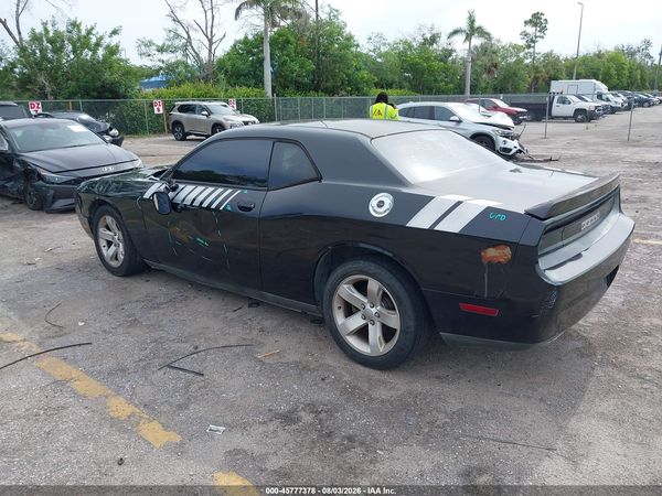 2013 DODGE CHALLENGER SXT
