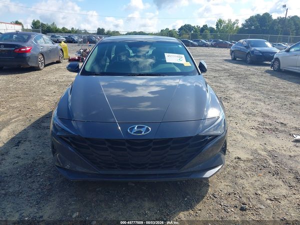 2023 HYUNDAI ELANTRA SE