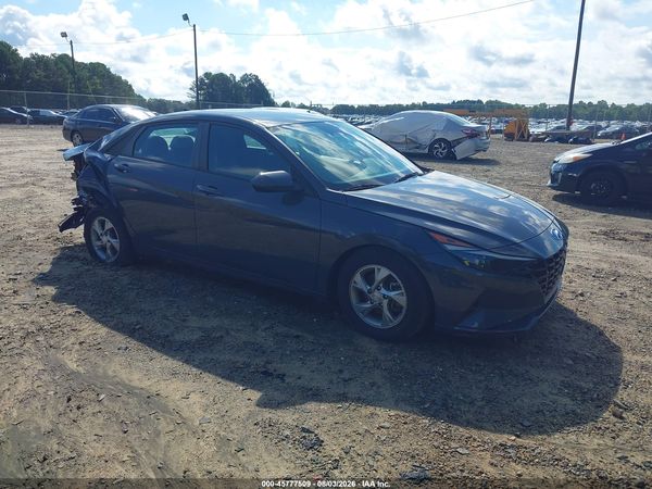 2023 HYUNDAI ELANTRA SE