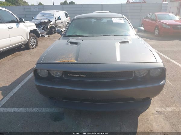2012 DODGE CHALLENGER SXT
