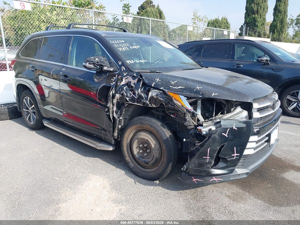 2018 TOYOTA HIGHLANDER XLE