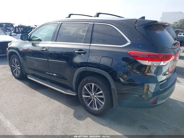 2018 TOYOTA HIGHLANDER XLE