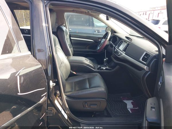 2018 TOYOTA HIGHLANDER XLE