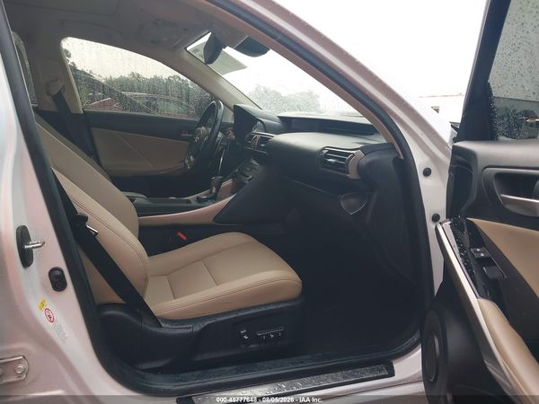 2017 LEXUS IS 300