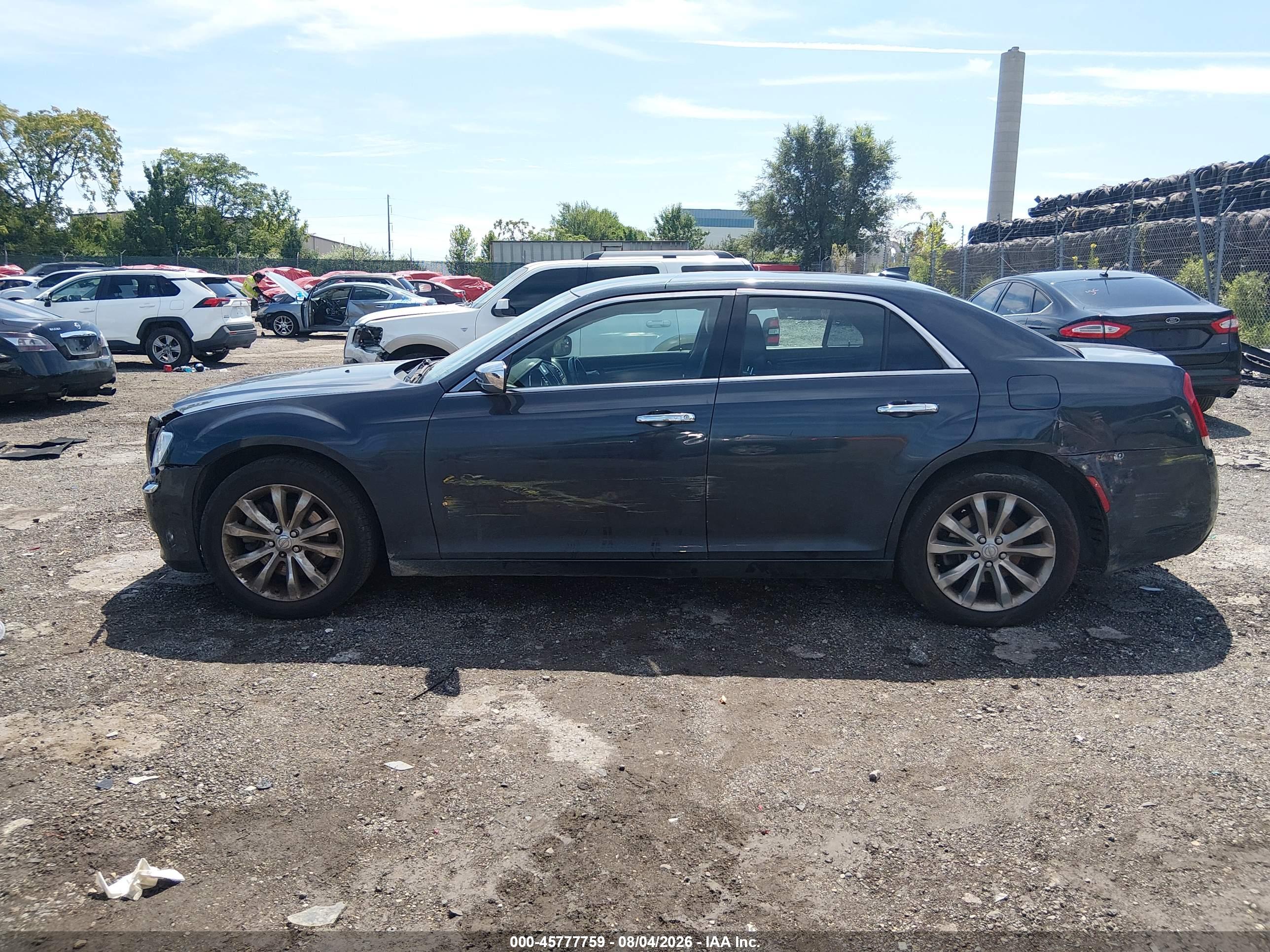 2019 CHRYSLER 300 LIMITED AWD