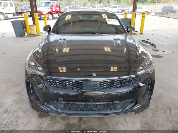 2018 KIA STINGER GT1