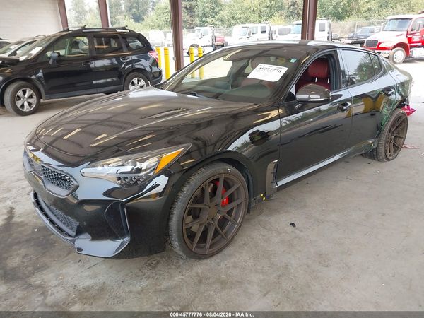 2018 KIA STINGER GT1