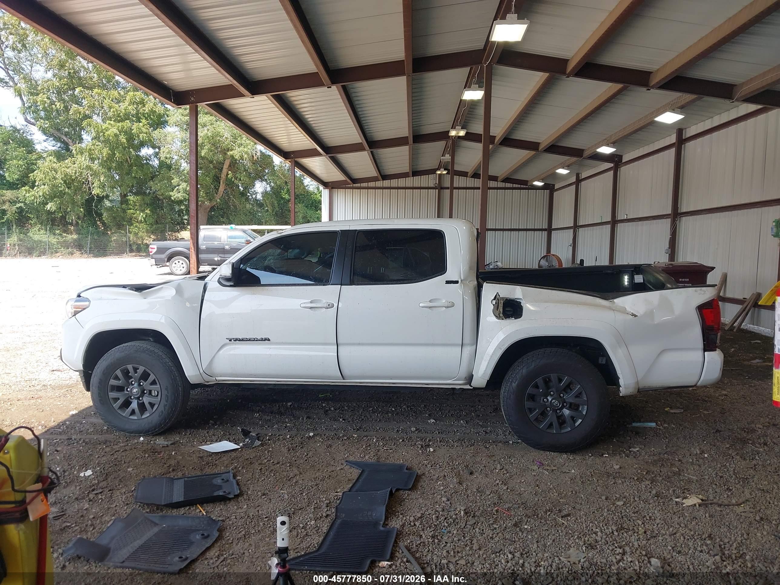 2023 TOYOTA TACOMA SR5 V6