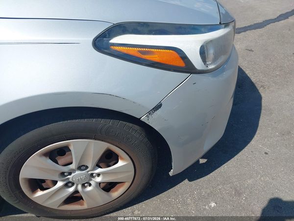 2017 KIA FORTE LX