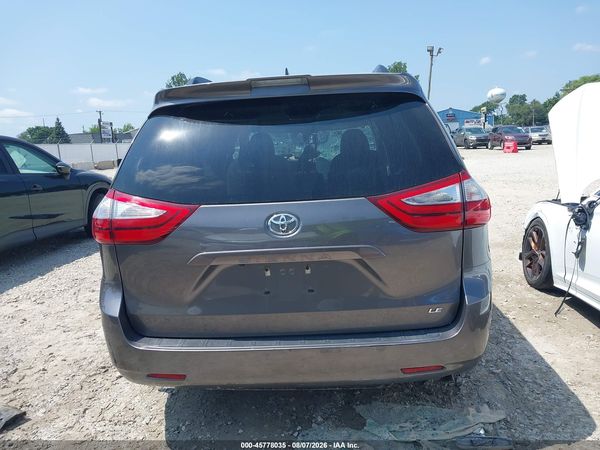 2018 TOYOTA SIENNA LE 8 PASSENGER