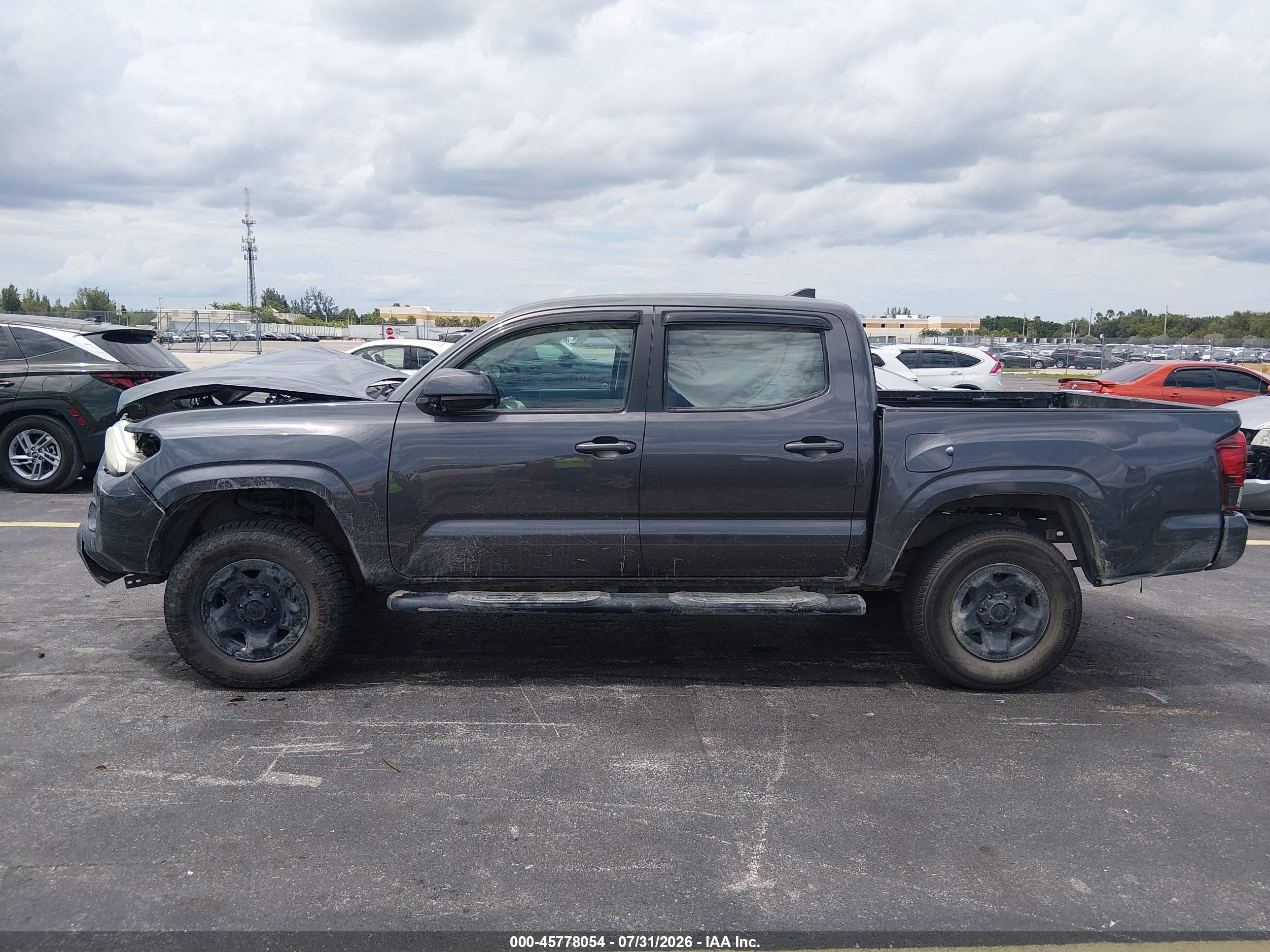 2018 TOYOTA TACOMA SR V6