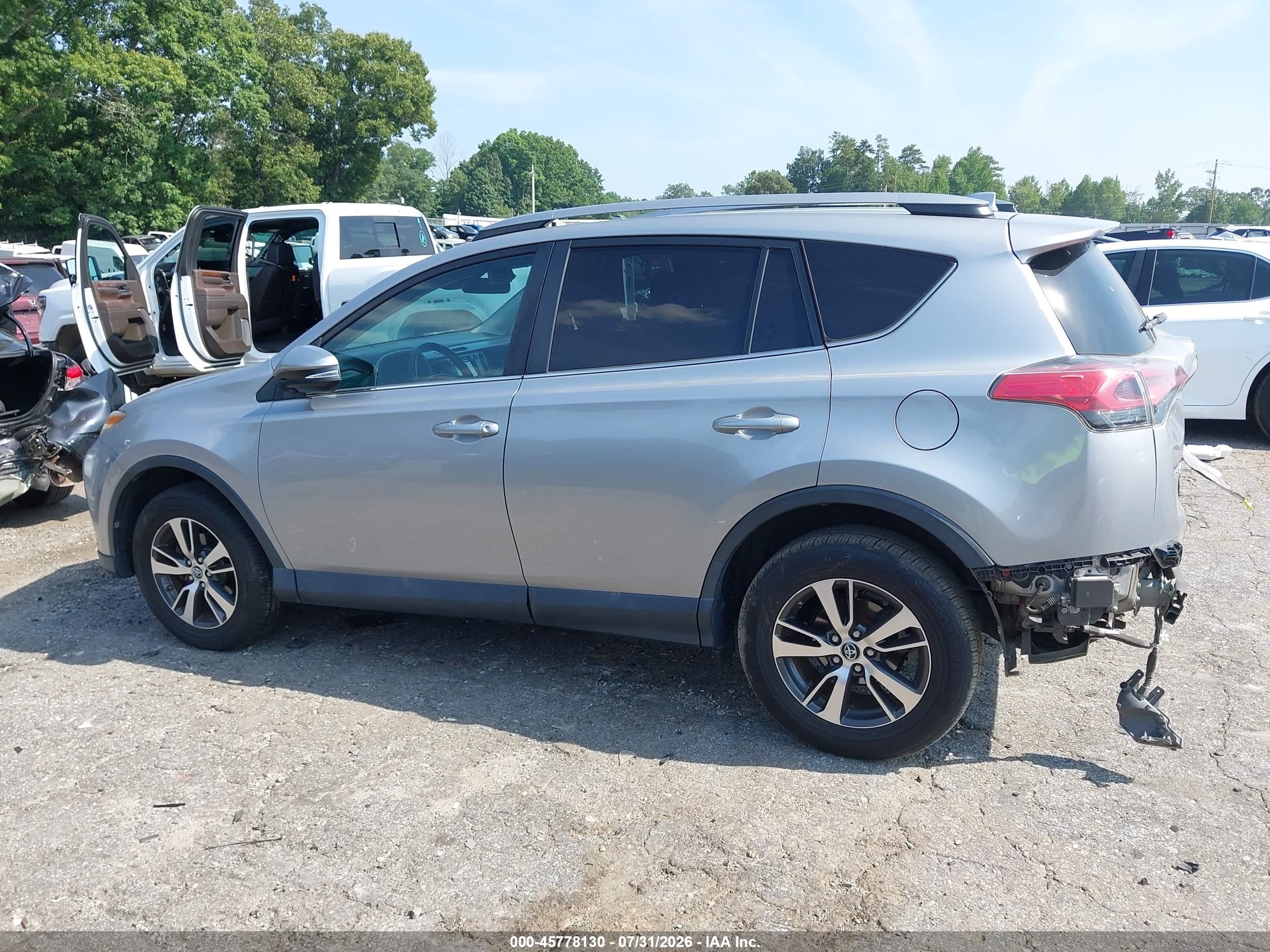 2018 TOYOTA RAV4 XLE