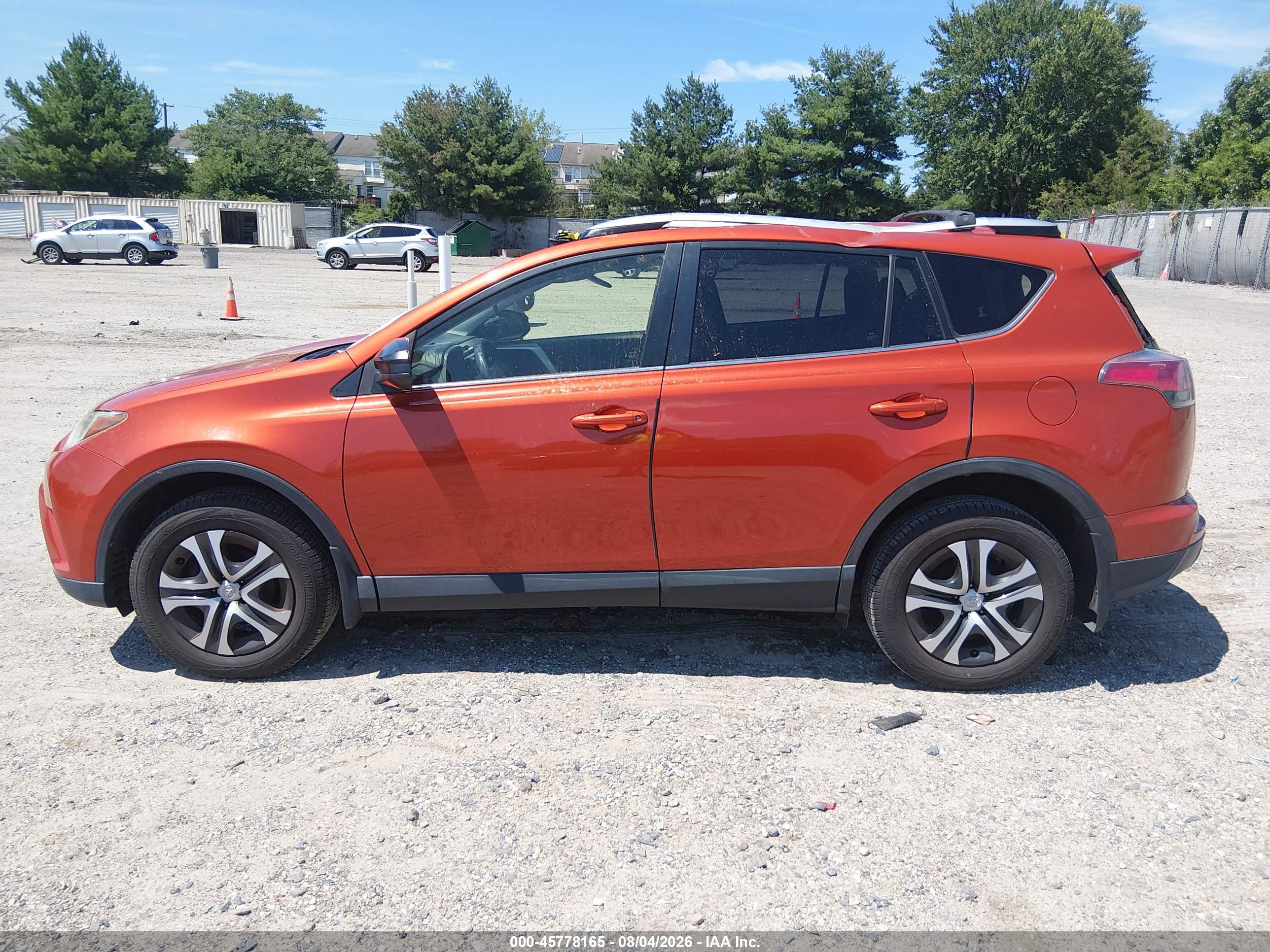 2016 TOYOTA RAV4 LE
