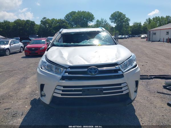 2018 TOYOTA HIGHLANDER XLE
