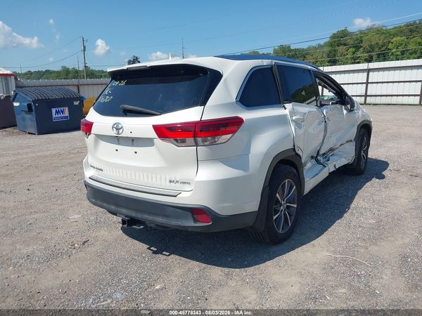 2018 TOYOTA HIGHLANDER XLE