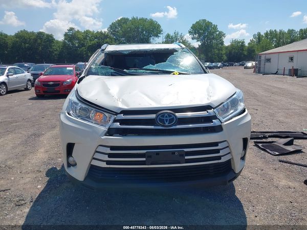2018 TOYOTA HIGHLANDER XLE