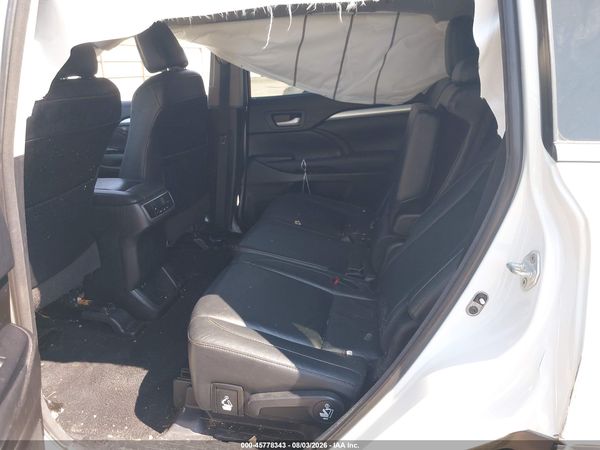 2018 TOYOTA HIGHLANDER XLE