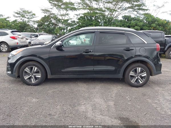 2022 KIA NIRO LXS SE
