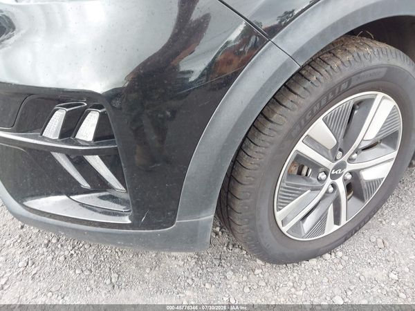 2022 KIA NIRO LXS SE