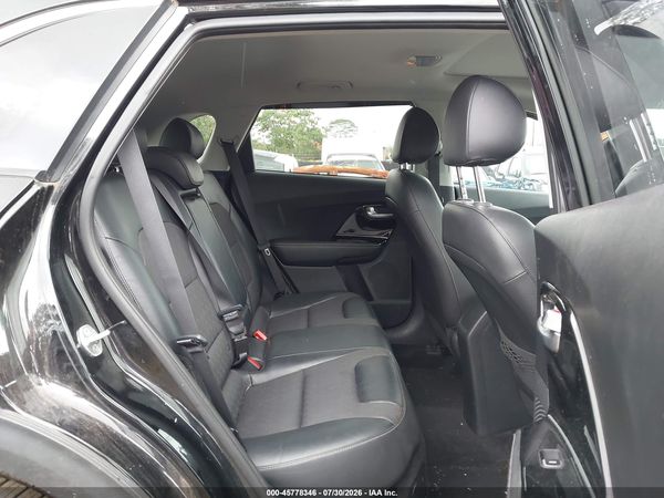2022 KIA NIRO LXS SE