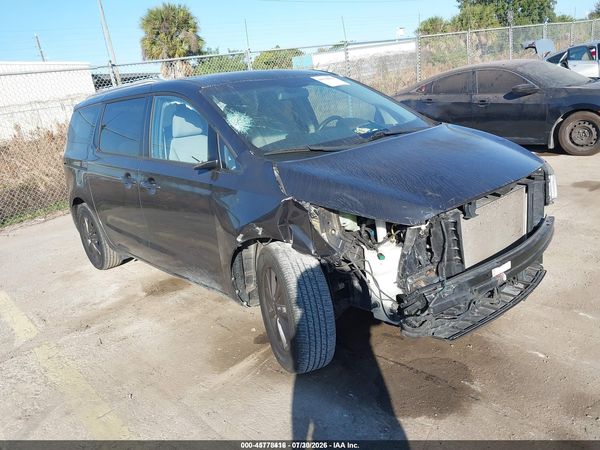 2016 KIA SEDONA LX