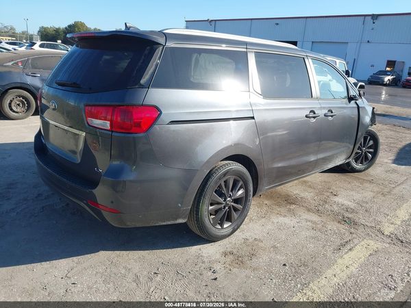 2016 KIA SEDONA LX
