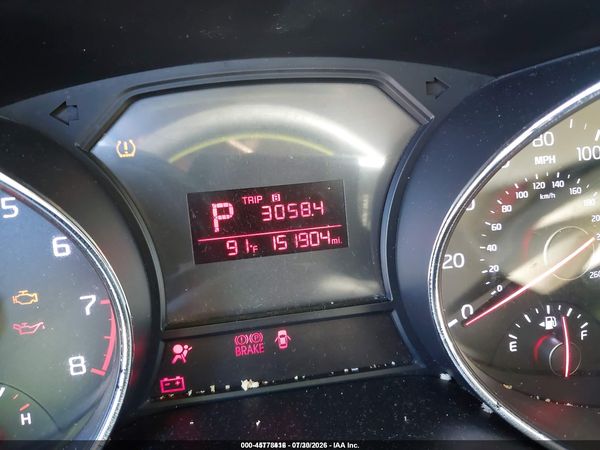 2016 KIA SEDONA LX